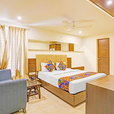 Fabhotel Prime Sky Light Вадодара Экстерьер фото