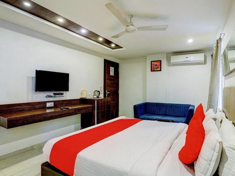 Fabhotel Prime Sky Light Вадодара Экстерьер фото