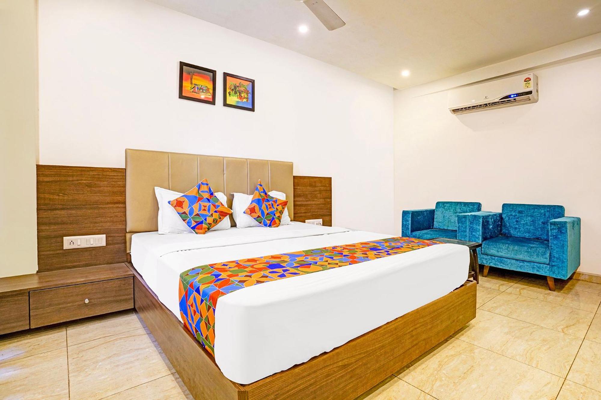 Fabhotel Prime Sky Light Вадодара Экстерьер фото