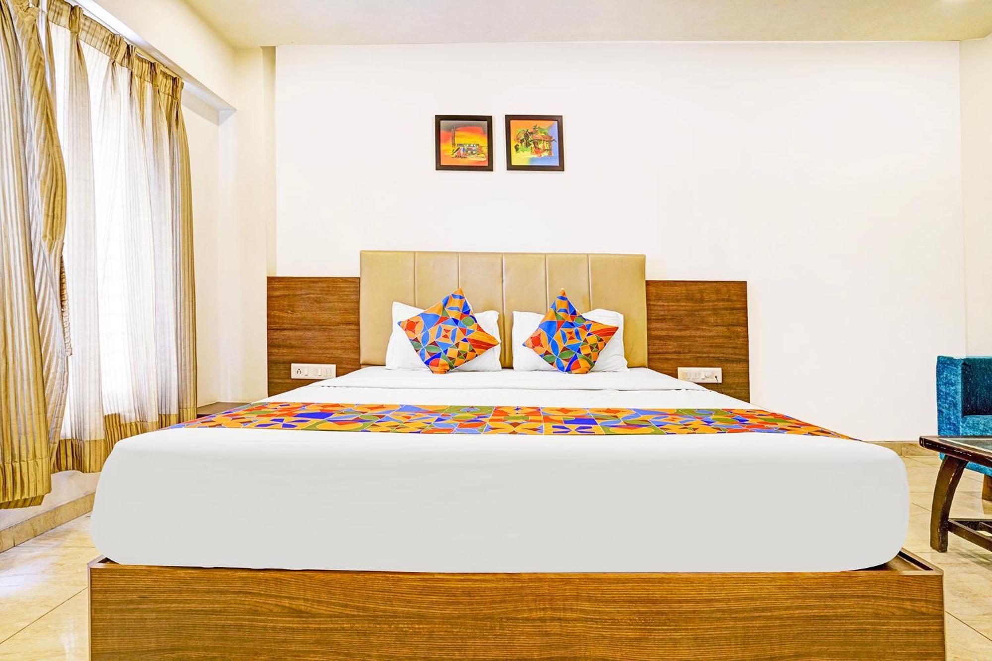 Fabhotel Prime Sky Light Вадодара Экстерьер фото