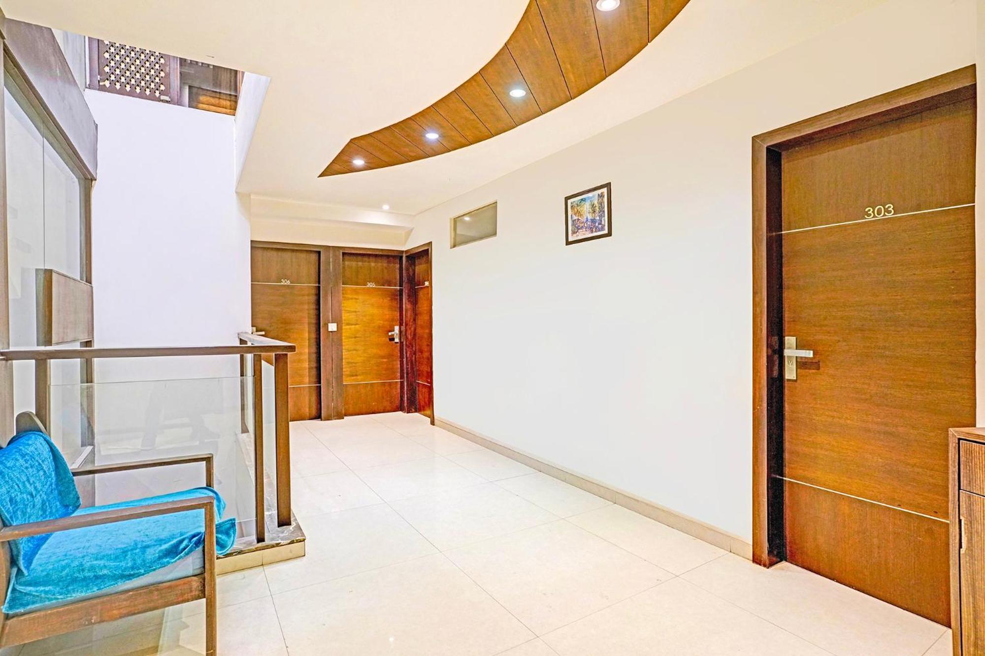Fabhotel Prime Sky Light Вадодара Экстерьер фото